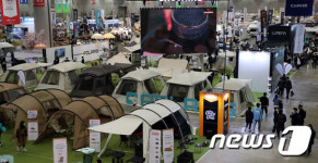 2022 캠핑&피크닉페어, 전시된 각종 텐트