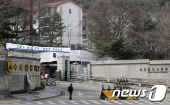 논란의 중심 전봉준 투쟁단 vs 경찰, 남태령 트랙터 상경 대치 현황 발생