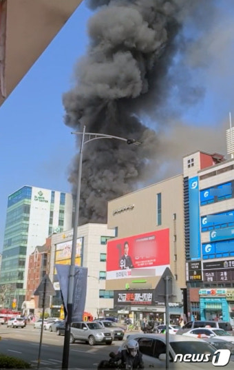 청주 산부인과서 화재...소방당국 