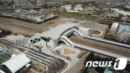개통식 앞둔 대구 서구 이현동 서대구역