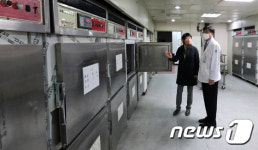 서울의료원 강남분원에 마련된 코로나19 사망자 임시 안치실