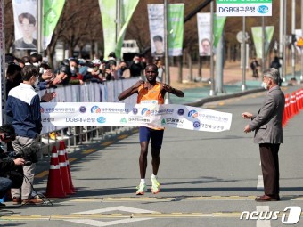 에티오피아 아레도 대구국제마라톤 우승…2시간6분31초