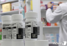 중수본 확진자 대면진료 후 약 수령 허용…수가 논의중(상보)