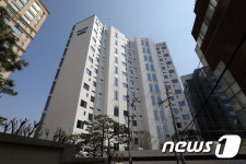 더펜트하우스청담 월세 4천만원 최고가 기록