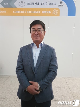 류중일 야구대표팀 감독, 잠실 구장 방문…