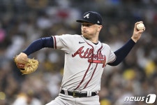 ㈜뉴컴 | MLB 애틀랜타 불펜 션 뉴컴, 트레이드로 시카고 컵스행