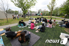 다시 일상으로 반갑다 야외공연
