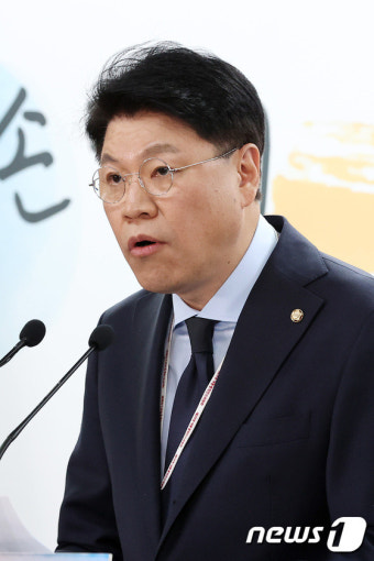 대통령실 인선 발표하는 장제원 비서실장