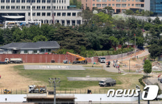 대통령 새 집무실 진입로 공사 한창