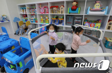 복정 대형 장난감 도서관 개관