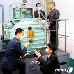 북한, 국산화 경질합금공구 만든 평양기계대학 과학자들 조명