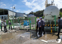 경주 현대중공업 해양배관공장서 질소가스 폭발…3명 부상