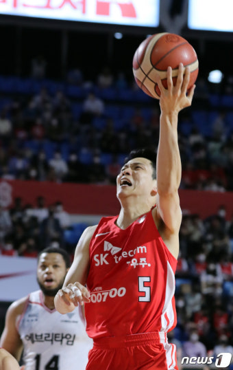 '챔프전 제패' 프로농구 SK, 창단 첫 통합 우승…MVP 김선형(종합)