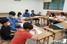 광양제철소 엔지니어들 지역아동센터 학습도우미 변신