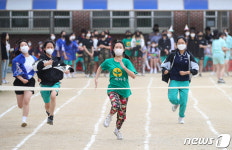 [화보]3년 만에 부활한 체육대회…모두가 즐기는 축제로