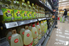 식용유·밀 가격 안정세 아직 멀었다…식자재 대란 우려 여전