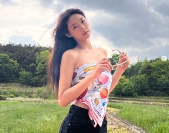 설현 