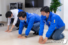 경로당 찾은 김병관 후보