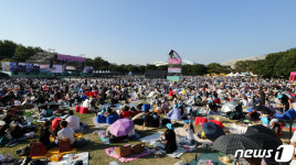[뉴스1 PICK]3년동안 기다렸다! 올림픽공원 잔디마당 가득 메운 재즈 매니아