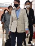 박근혜 전 대통령, 대구 사저 인근 행정복지센터서 사전투표