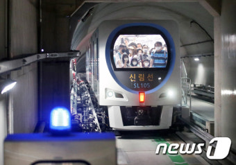 서울 신림선, 전동휠체어 추락 사고로 열차 운행 잠정 중단 발생, 긴급 대응 후 운행 재개
