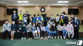 청양군의회, 초등생 대상 현장체험 프로그램 진행