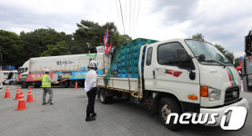 공장으로 직접 와서 주류 받아가는 주류도매업체들