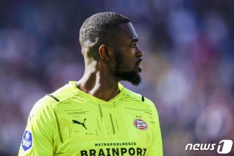 '인종차별 심각' 네덜란드 프로축구 구단들, AI 활용해 근절 나선다