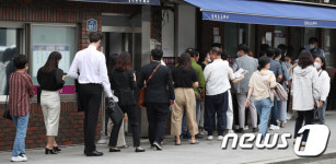 엔데믹 시대, 맛집 줄서기 풍경