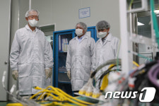 허창수 전경련 회장, 우수 자문기업 티오에스 방문