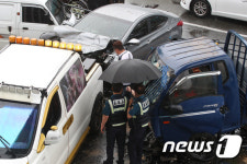 빗길 대구 칠곡중앙대로 3중 추돌