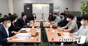 최상대 기재차관, 자립준비청년 채용 기업 현장방문