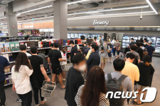 ‘홈플러스 메가푸드마켓’ 9호점 대전유성점 리뉴얼 오픈