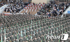 육군훈련소 신병 수료식