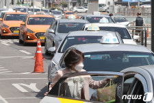서울개인택시조합 정부·서울시 택시리스제 추진 철회해야