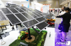 [특징주] 태양광주, 러시아 송유관 폐쇄 명령에 강세