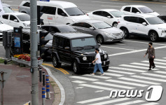 우회전 시 일단 멈춤
