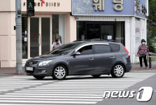 우회전 시 일단 멈춤