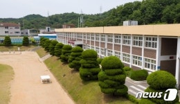 공립 특수학교 군산명화학교 과밀학급 심각…대기자만 40여명