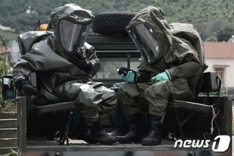 우크라 화물기 추락 현장 가는 그리스 생화학전 장병