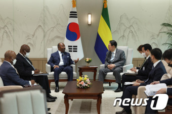 尹대통령, 온딤바 가봉 대통령과 정상회담