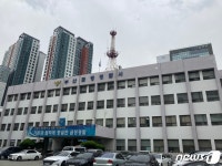 부산서 애인 남동생 흉기로 찌른 50대 현행범 체포