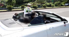 [르포]안전벨트가 등 뒤에…렌터카부터 택시까지 생명띠 안맸다