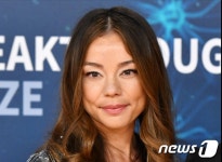 머스크-브린 불륜드라마 주인공 니콜 섀너헌 누구?(상보)