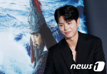 박보검, 보고 또 봐도 보고 싶은 얼굴