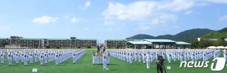 정예 해군병의 탄생 해군병 684기 수료식 거행