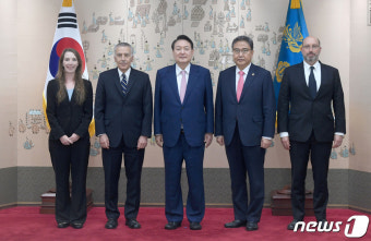 윤 대통령, 주한 미국대사 신임장 제정식