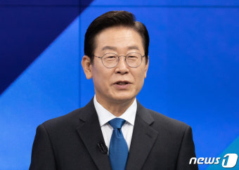 당대표 후보자 토론회 참석한 이재명