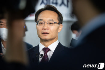 질의 답하는 조해진 국민의힘 의원
