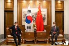한중외교장관회담 나선 박진 장관